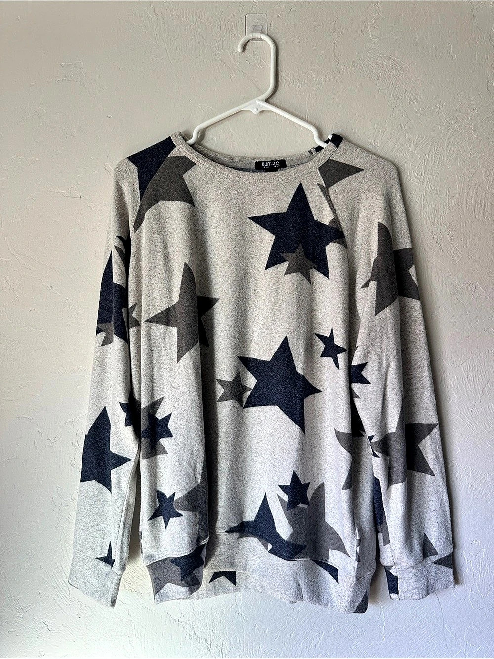 Buffalo David Bitton Star Print Long Sleeve Gray Size Medium NWT